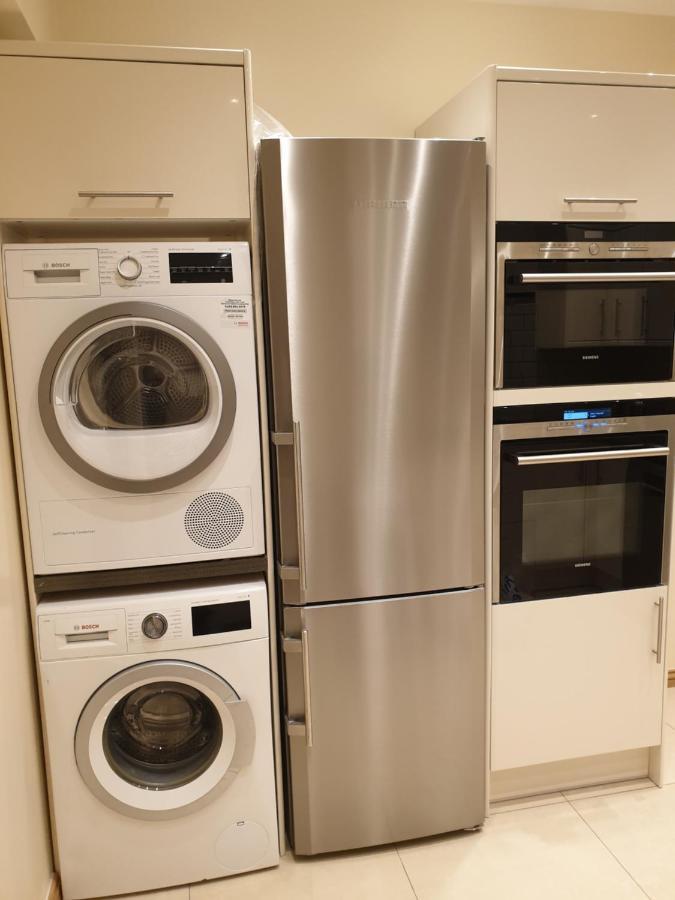 London Luxury Apartments 5 Min Walk From Ilford Station, With Free Parking Free Wifi Εξωτερικό φωτογραφία