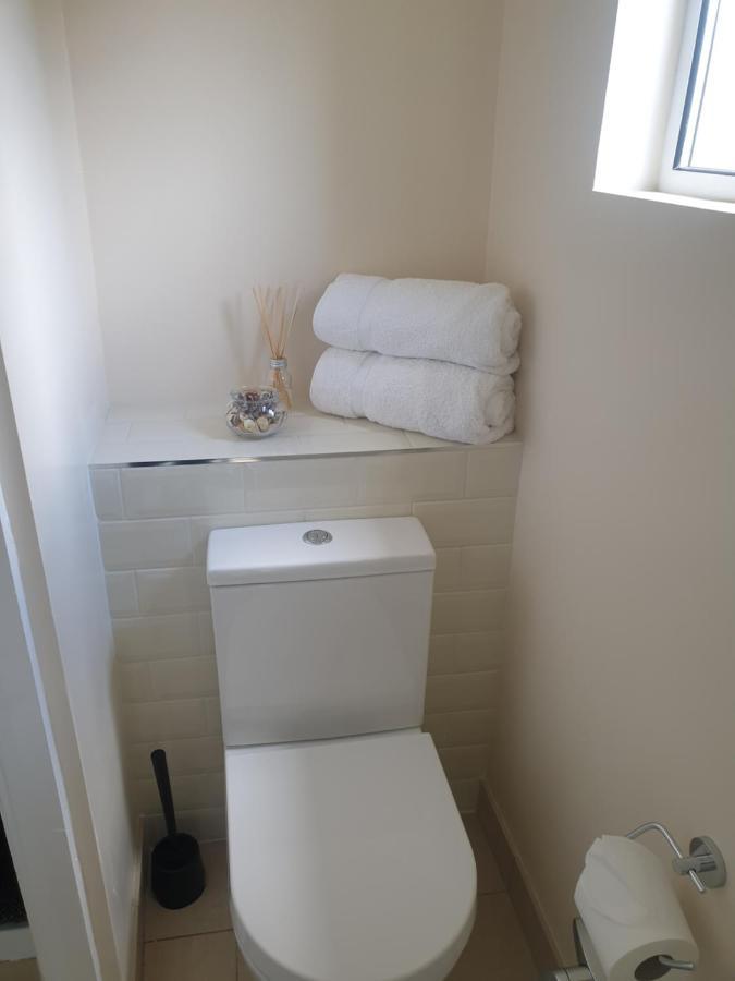 London Luxury Apartments 5 Min Walk From Ilford Station, With Free Parking Free Wifi Εξωτερικό φωτογραφία