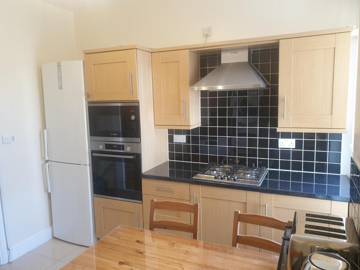 London Luxury Apartments 5 Min Walk From Ilford Station, With Free Parking Free Wifi Εξωτερικό φωτογραφία