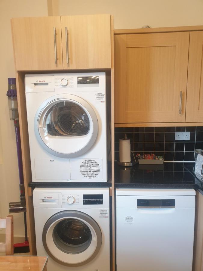 London Luxury Apartments 5 Min Walk From Ilford Station, With Free Parking Free Wifi Εξωτερικό φωτογραφία